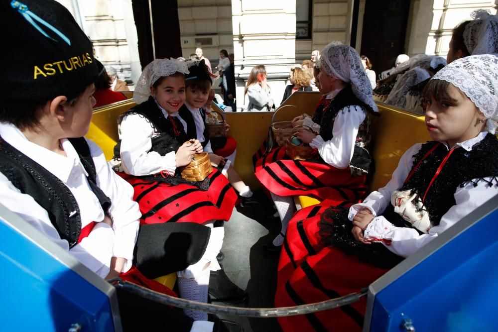 Pregón y desfile de las fiestas de El Bollo en Avilés