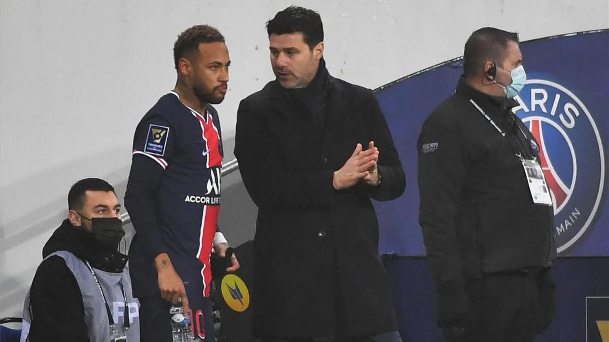 Pochettino: La recuperación de Neymar va dentro de los plazos previstos