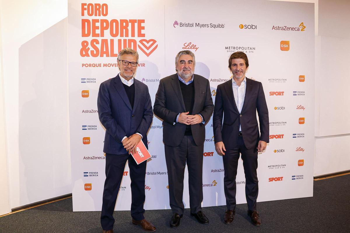 Joan Vehils, director de SPORT; José Manuel Uribes, presidente del CSD; y Sergi Guillot, director general de Prensa Ibérica en el Foro Deporte y Salud de SPORT.