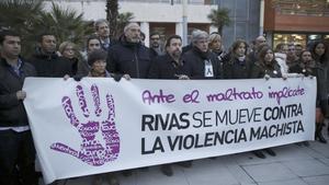 Concentración contra la violencia machista en Rivas Vaciamadrid, donde se produjo el primer crimen machista del año.