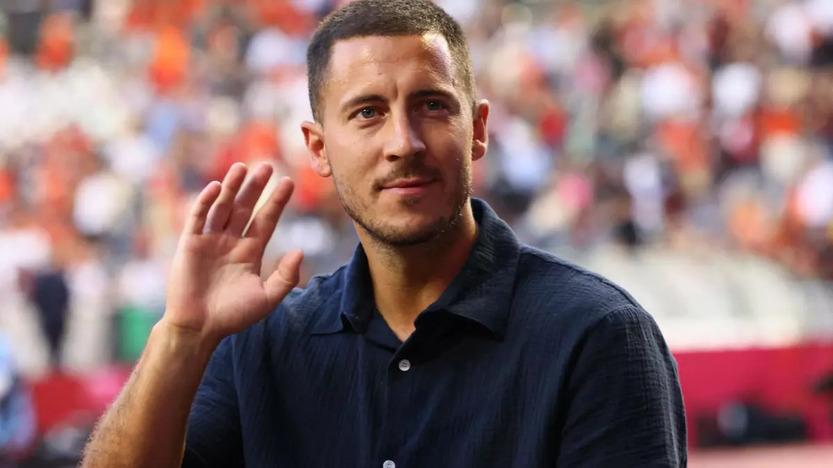 Hazard se entrena con el Rayo Majadahonda