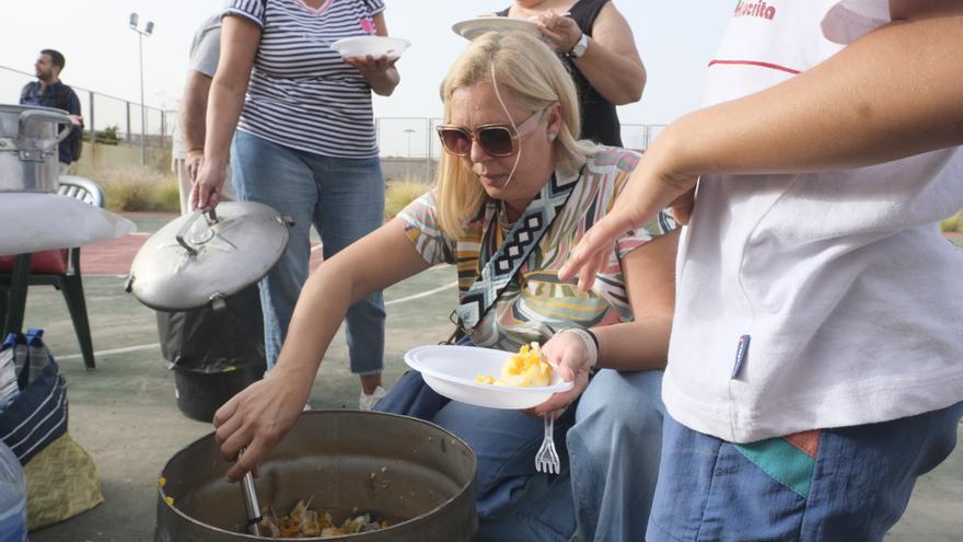 Sancocho comunitario en Jinámar