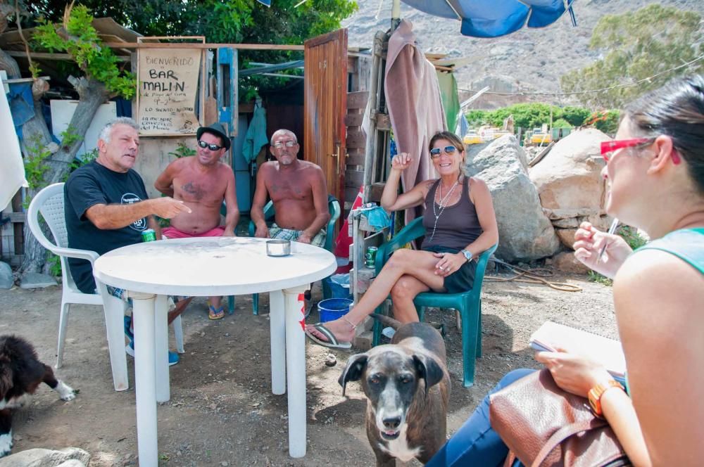 Afectados por la nueva playa de Tauro