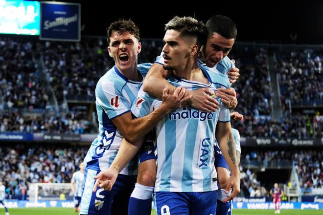 Málaga CF - SD Huesca, en imágenes