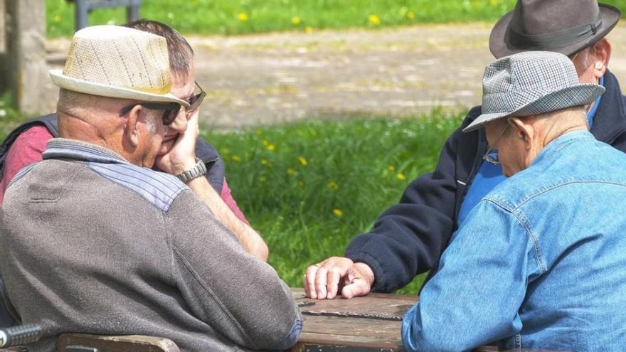 Atención, jubilados: las pensiones suben más de 1.200 para estos perfiles