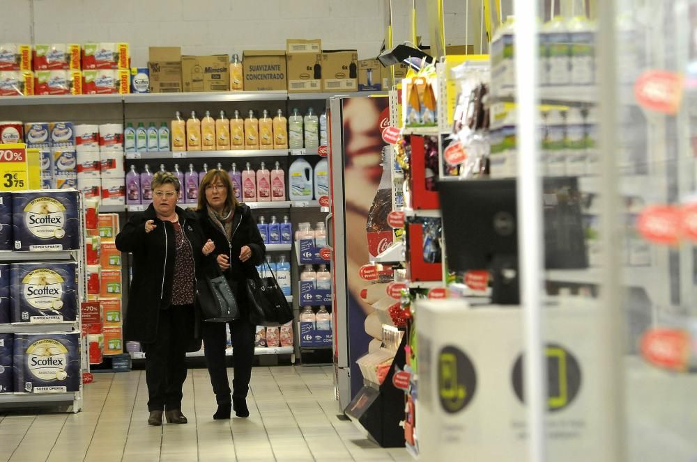 Inauguración del Carrefour de Mieres