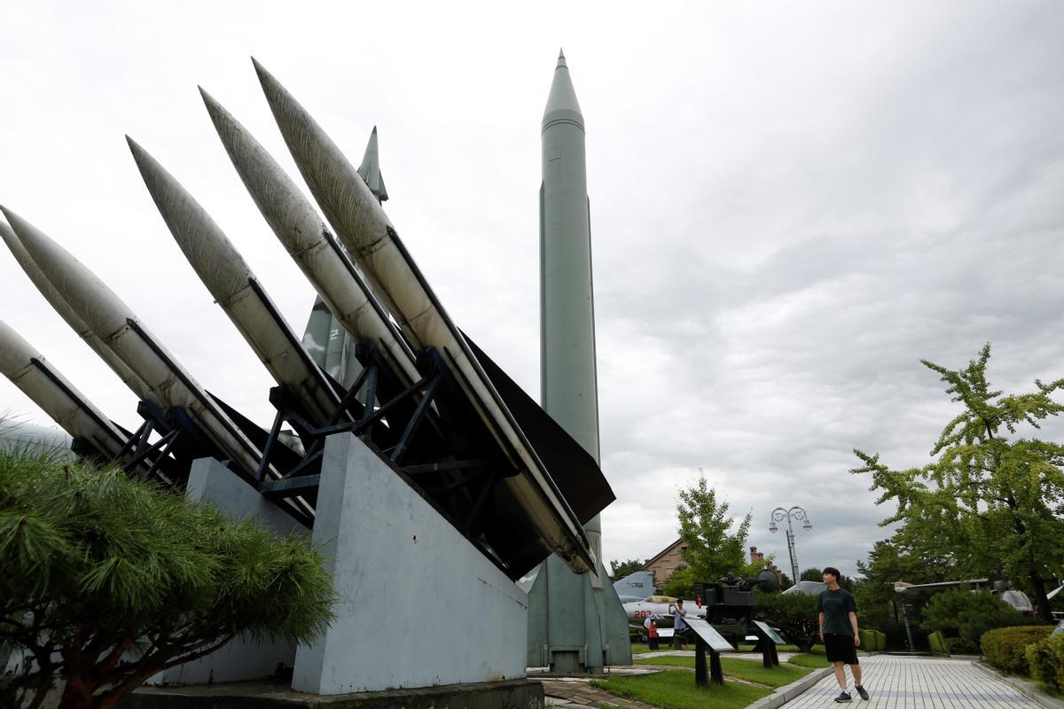 Un míssil nord-coreà cau per primera vegada en aigües territorials de Corea del Sud i activa l’alerta aèria Un míssil nord-coreà cau per primera vegada en aigües territorials de Corea del Sud i activa l’alerta aèria