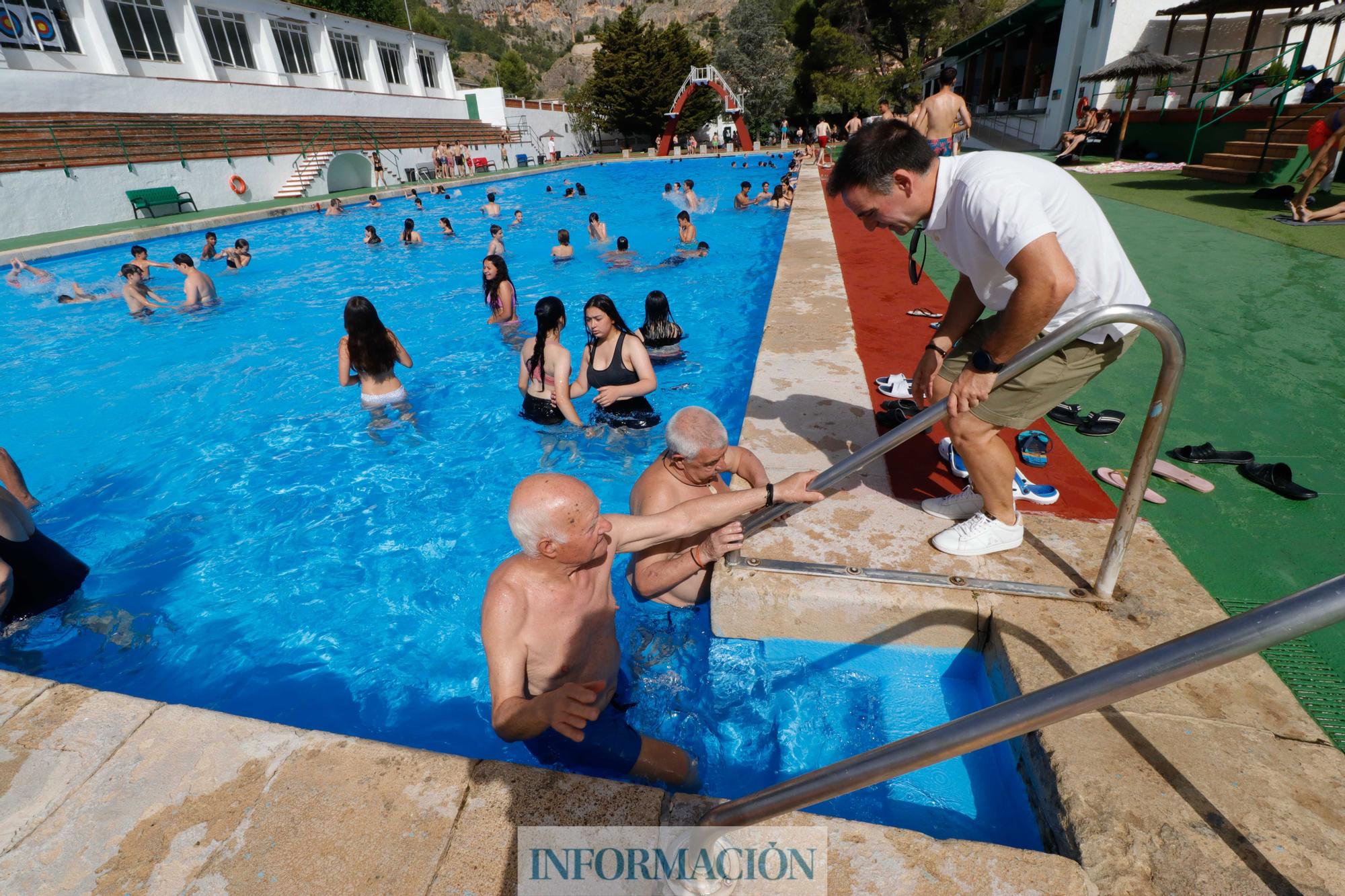 Alcoy abre sus piscinas municipales con gran afluencia de público