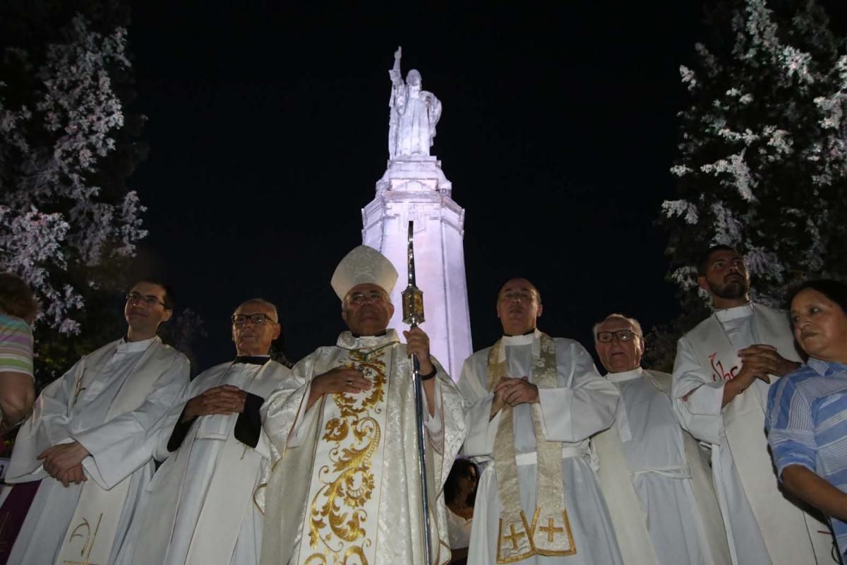 Fotogalería/  La nueva iluminación del Sagrado Corazón de las Ermitas.