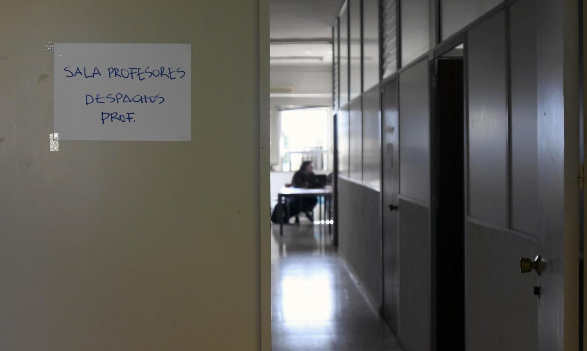 Así lucen las clases de la Escuela Superior de Diseño de la Región en la Facultad de Medicina de la UMU