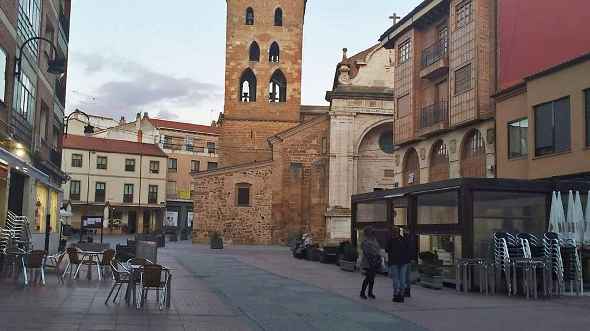 Una de las zonas de actividad hostelera. | E. P.