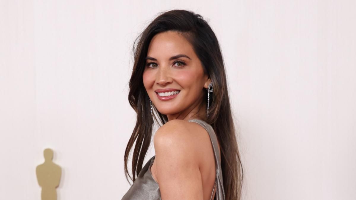 Olivia Munn saca una versión positiva de su diagnóstico de cáncer