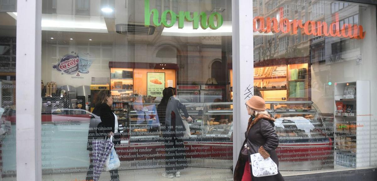 Punto de venta Sanbrandan en la plaza de Lugo, la semana pasada. | Carlos Pardellas