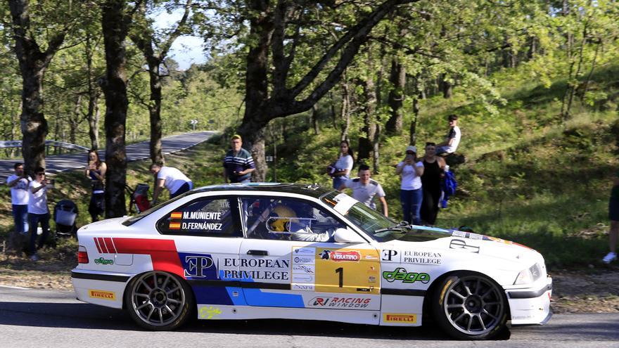 Manuel Muniente y David Fernández ganan el Rallye Extremadura Histórico