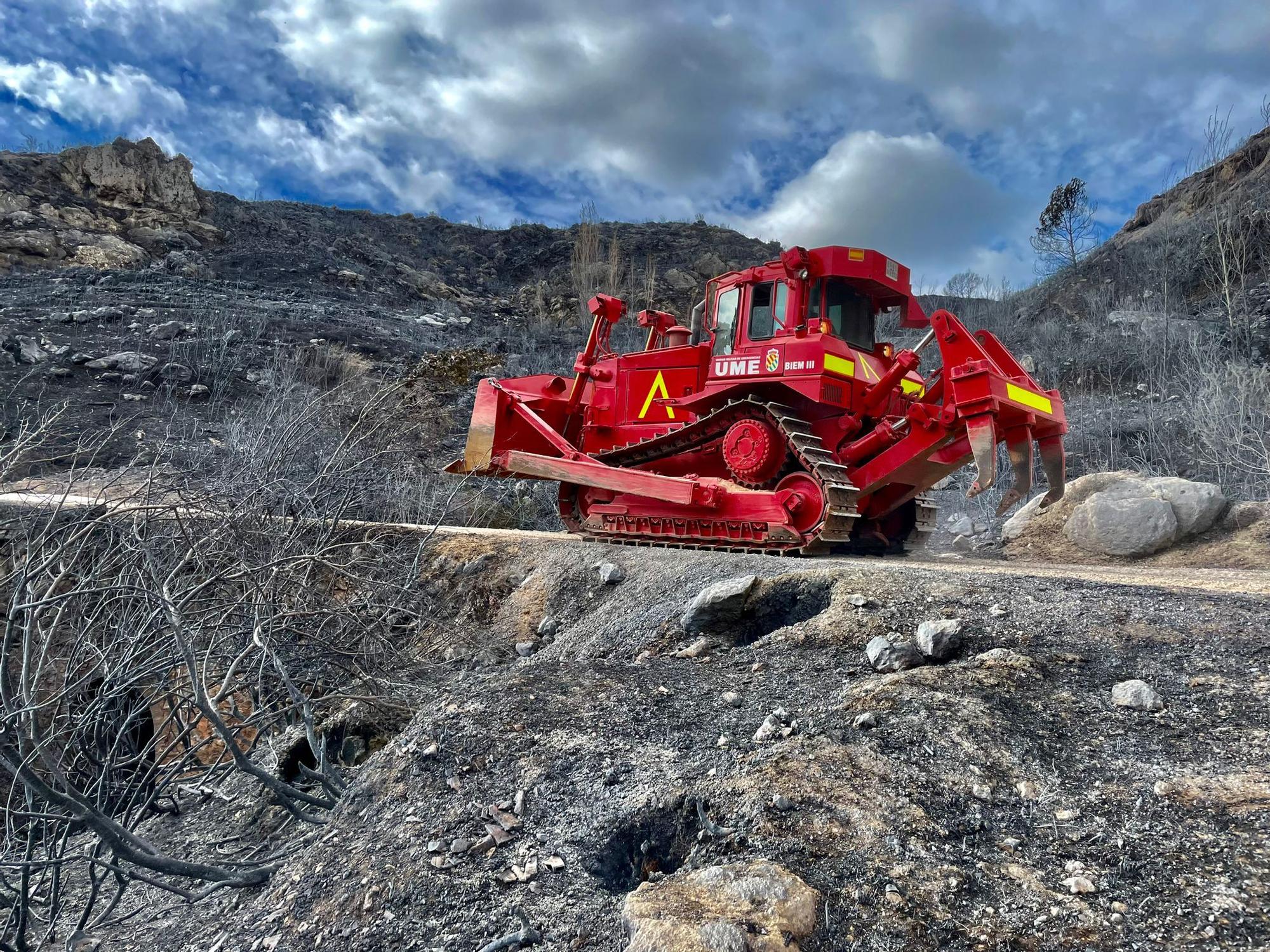 Impresionantes imágenes del incendio de la Safor desde Llocnou de Sant Jeroni