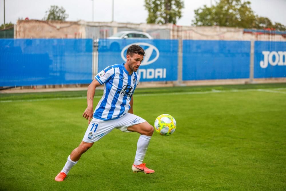 El Atlético Baleares vence al Oviedo (3-1)