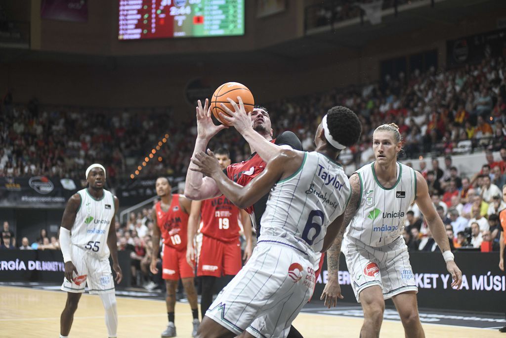 Todas las imágenes de la semifinal de la Supecopa entre el UCAM Murcia y el Unicaja