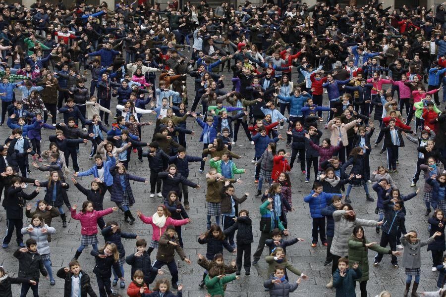 Así ha quedado el "flashmob" por el Día de la Paz