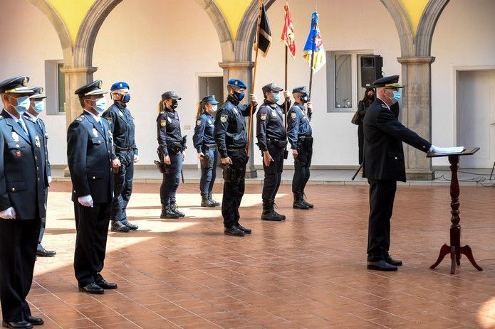 Jura del cargo de los nuevos inspectores de policía en Gran Canaria