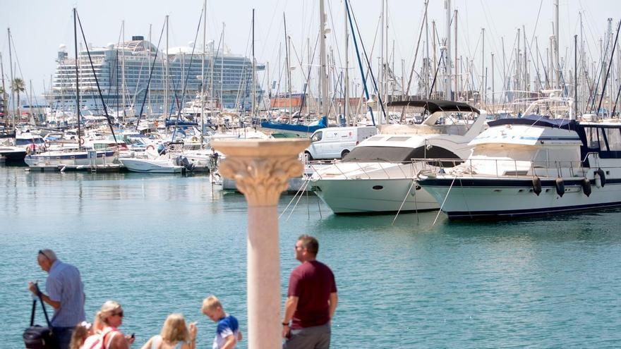 ¿Cruceros de Mickey Mouse en el puerto de Alicante?