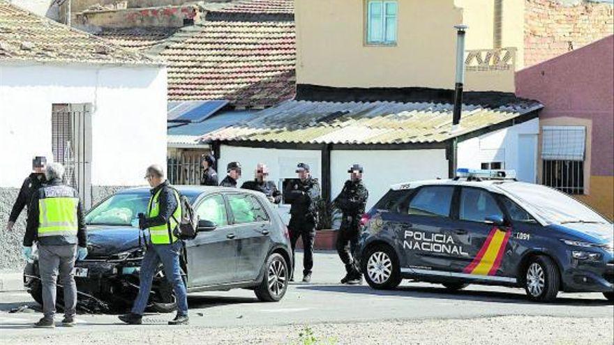 Imagen de archivo de una intervención policial el pasado año en el barrio de La Puñalá