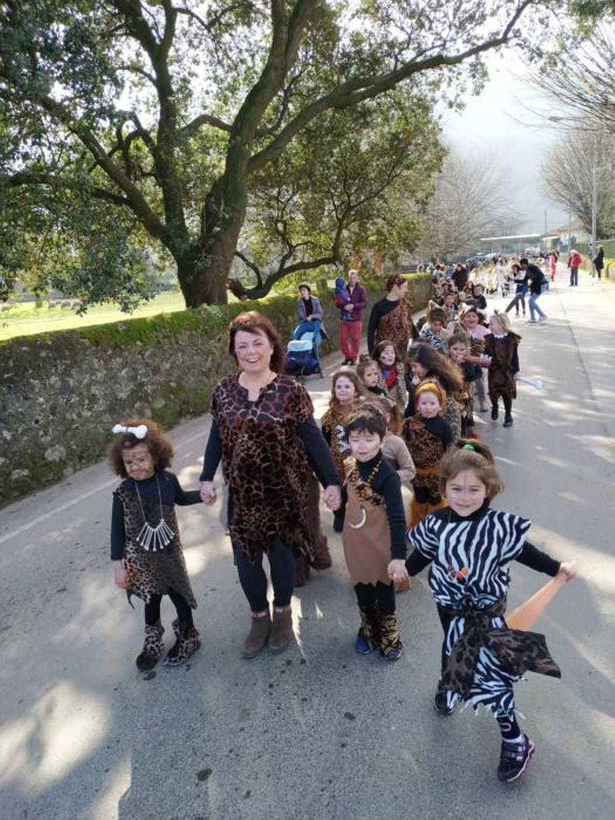Antroxu del colegio Valdellera de Posada de Llanes