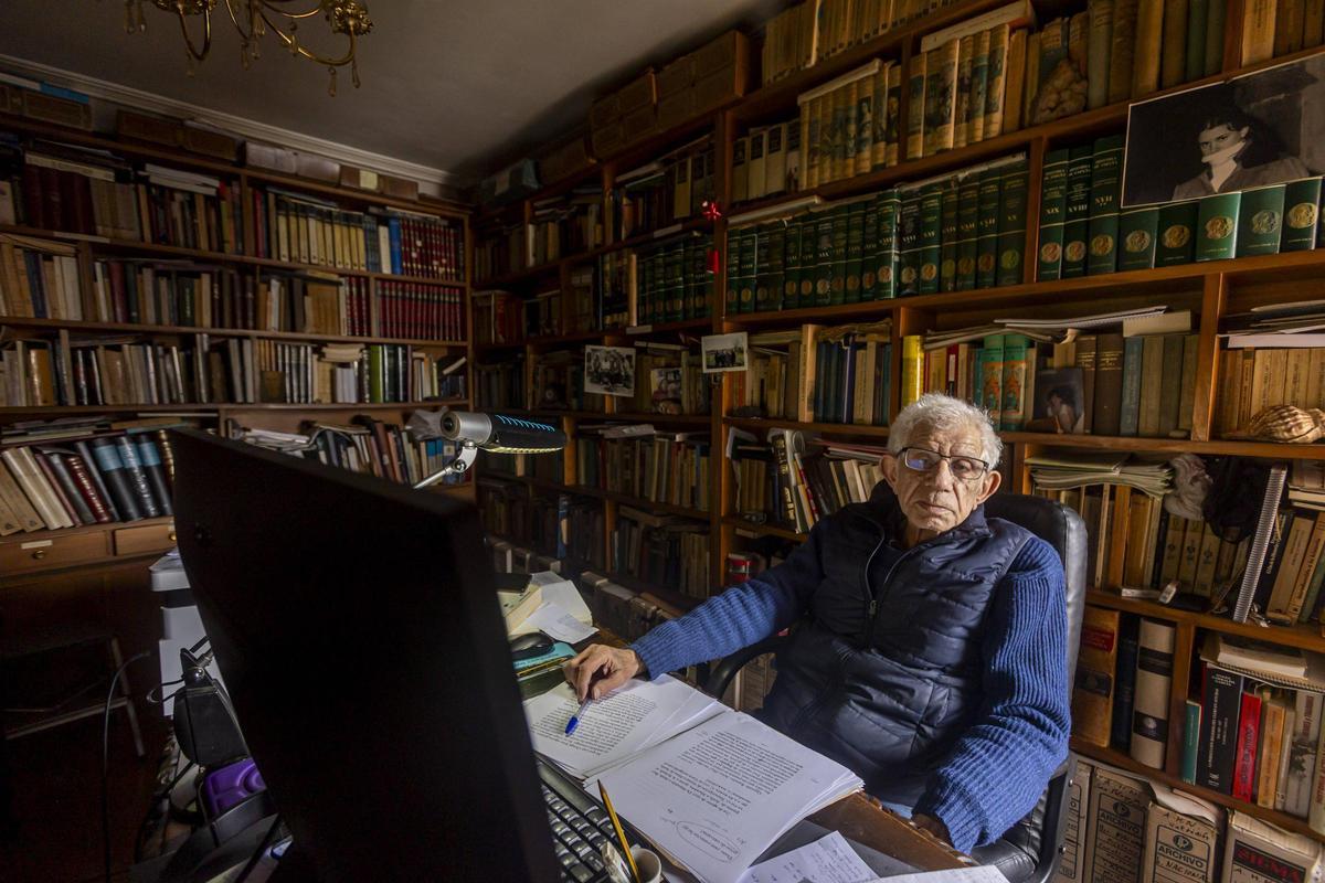 Florencio Friera en su despacho.