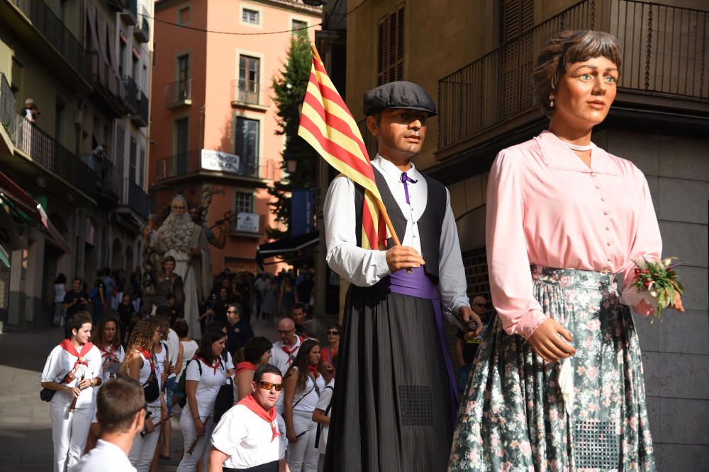 Música, festa i públic nombrós en la Cercavila de la Festa Major de Manresa