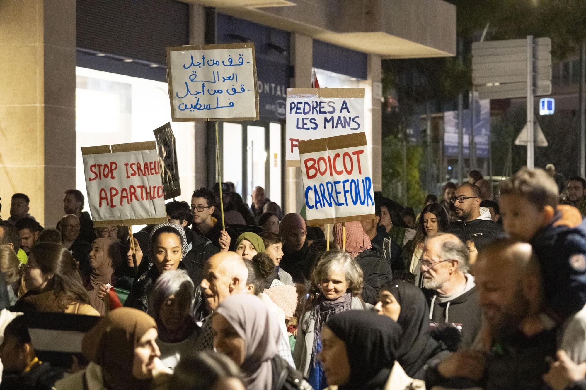 Les imatges de la manifestació a favor de Palestina a Manresa