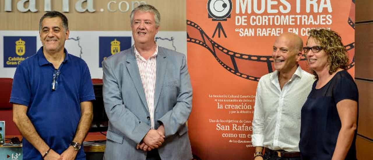 Santa Lucía impulsa la creación de una Escuela Profesional de cine