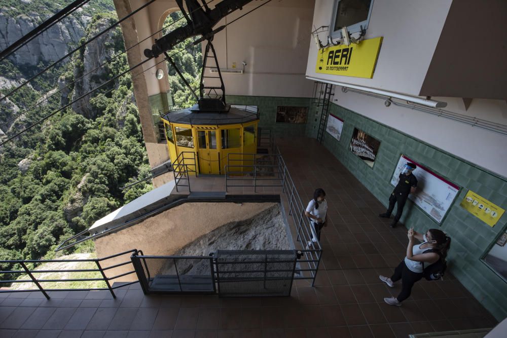 Montserrat reobre els accessos amb l'aeri i el cremallera després de la pandèmia