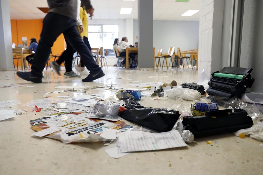 Huelga de limpieza en la facultad de Málaga