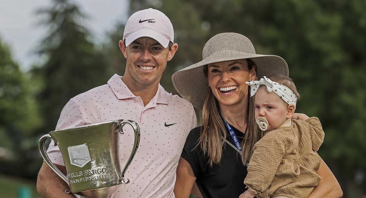 Mcllroy, con su mujer Erica Stoll y su hija Poppy.