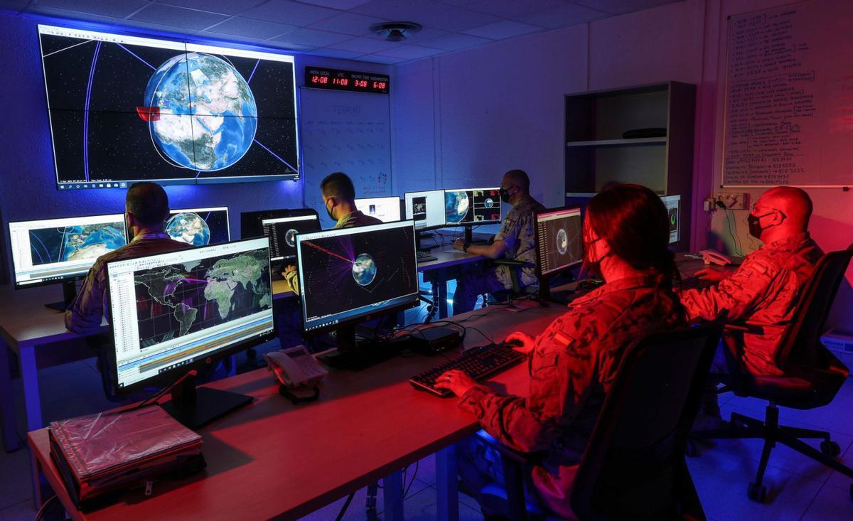 El pla espanyol de defensa espacial sumarà militars i nova tecnologia