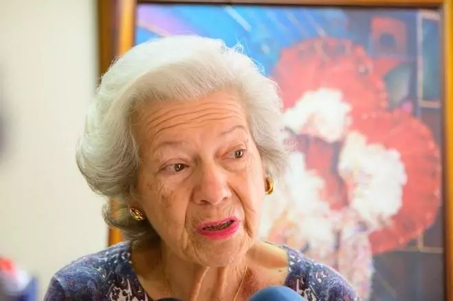 Inauguración de la exposición en homenaje a Carmen Hernández, diseñadora de trajes de Carnaval