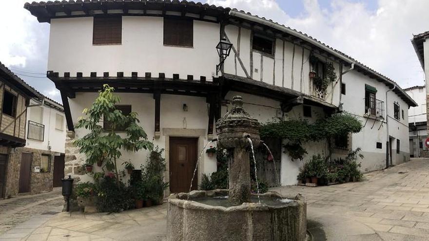 Cáceres Viva carga contra la gestión del PP en Cuacos de Yuste y denuncia falta de presupuesto, subida de tasas y parálisis municipal