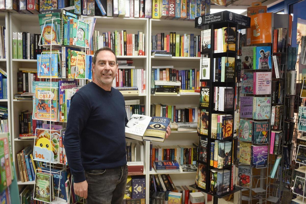 «Nos gustaría hacer algo grande para el 50 aniversario de la Feria del Libro»