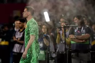 Lobo Carrasco estalla en contra de la actitud de Szczesny en la rúa del Barça