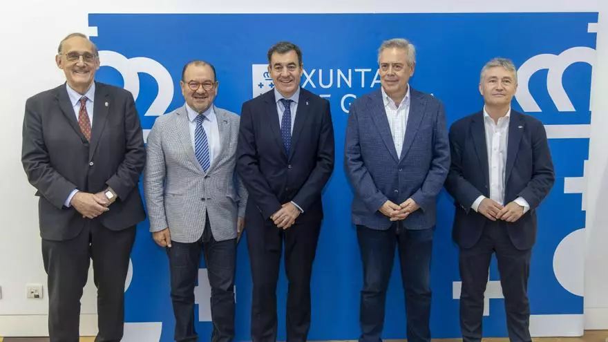 La USC se abre a compartir la docencia teórica de Medicina, pero la UDC sigue adelante con su petición