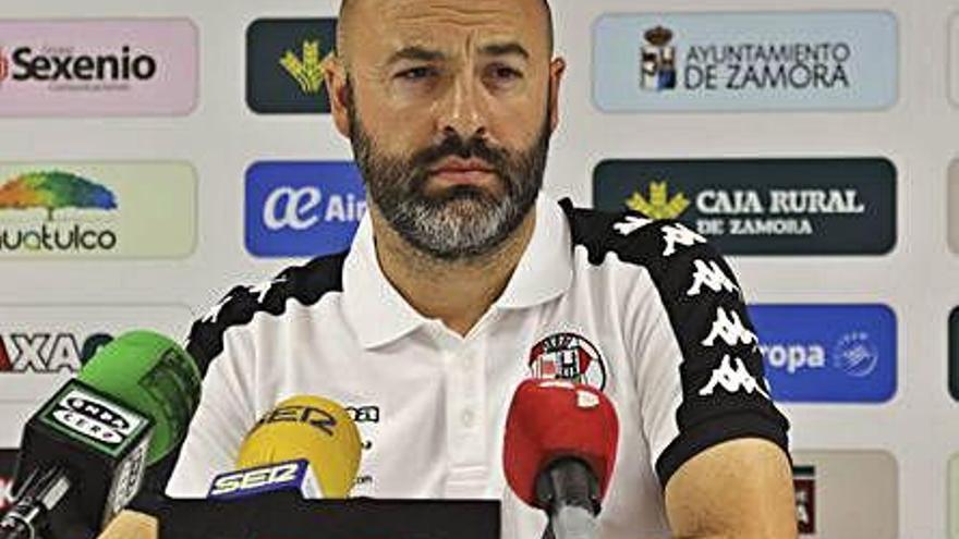 David Movilla, entrenador del Zamora CF, ayer en el Ruta de la Plata.