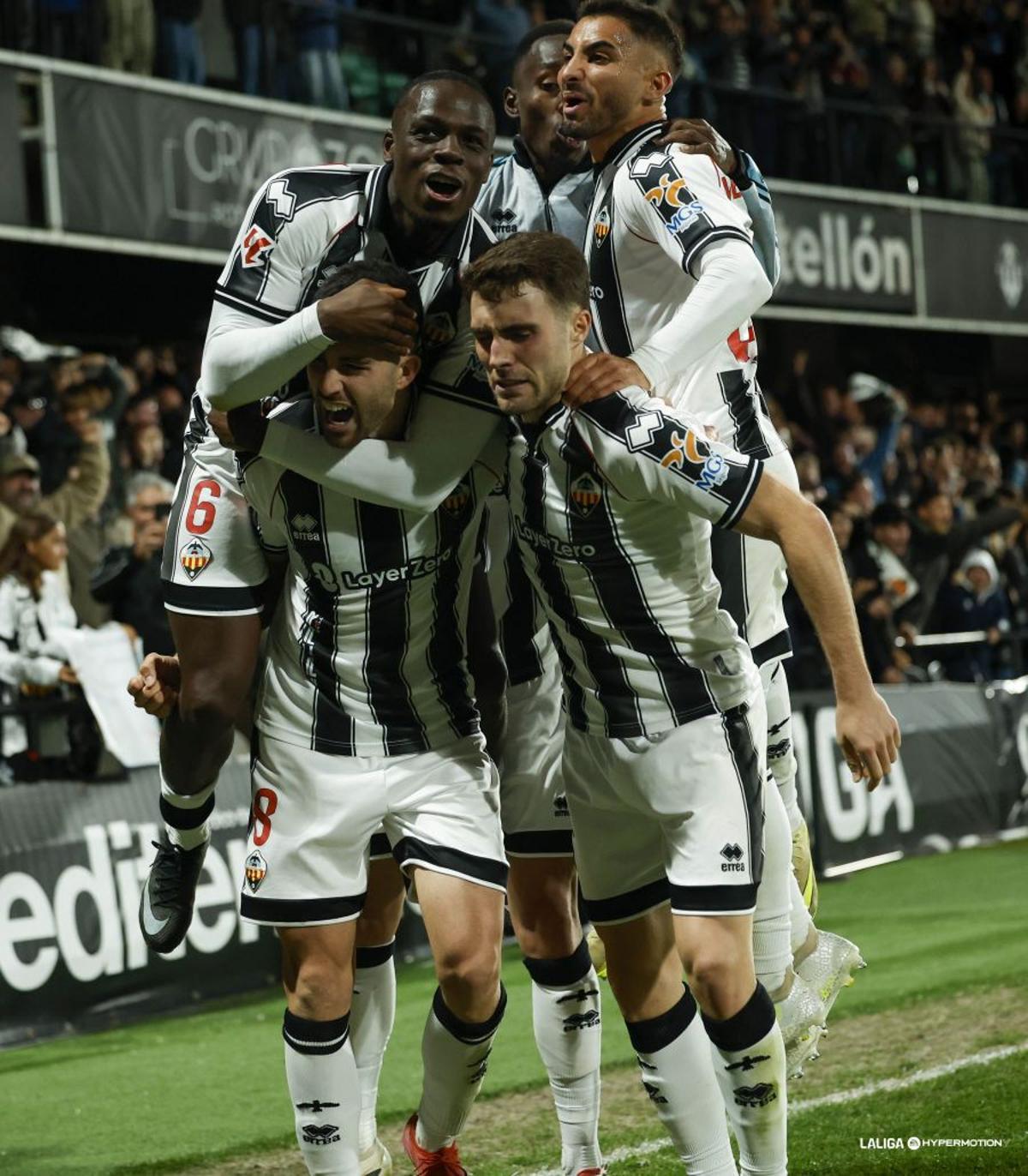 Los jugadores del Castellón celebran uno de los goles ante la UD Almería en el Sky-Fi Castalia