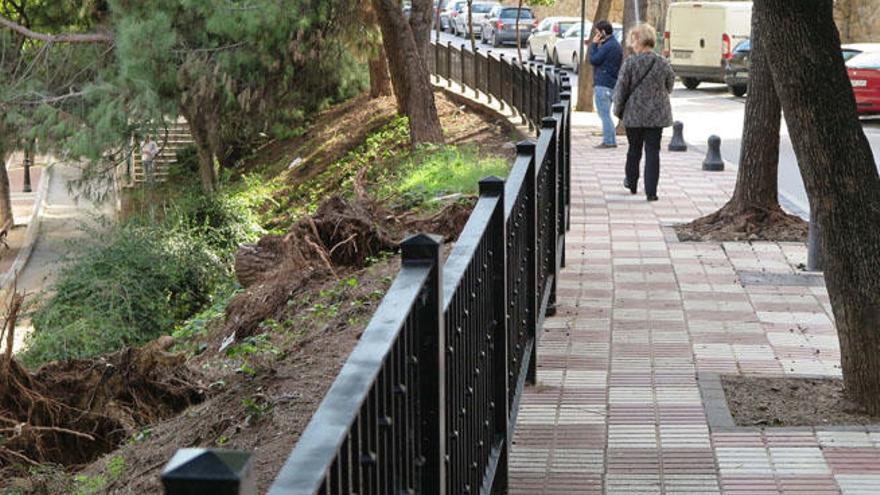 Barandillas Marbella calle Juan Almeda parque de la Repesa.