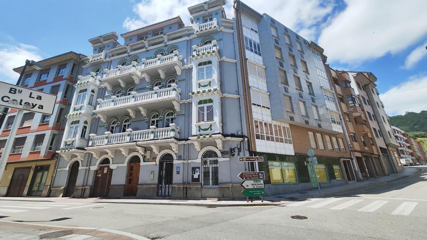 Un empresario lenense compra el edificio La Faya para un proyecto &quot;que nos haga creer en las Cuencas&quot;