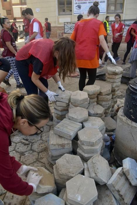 Los Alcázares recibe la solidaridad de cientos de personas