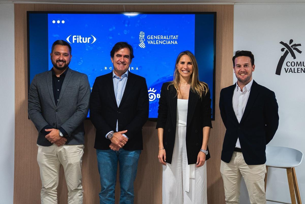 Alejandro Diaz, gerente del RCRA, Miguel López, presidente del RCRA, Nuria Sánchez, firectora del Tabarca Vela y Jose Manuel Ruiz, director técnico de equipo de regatas