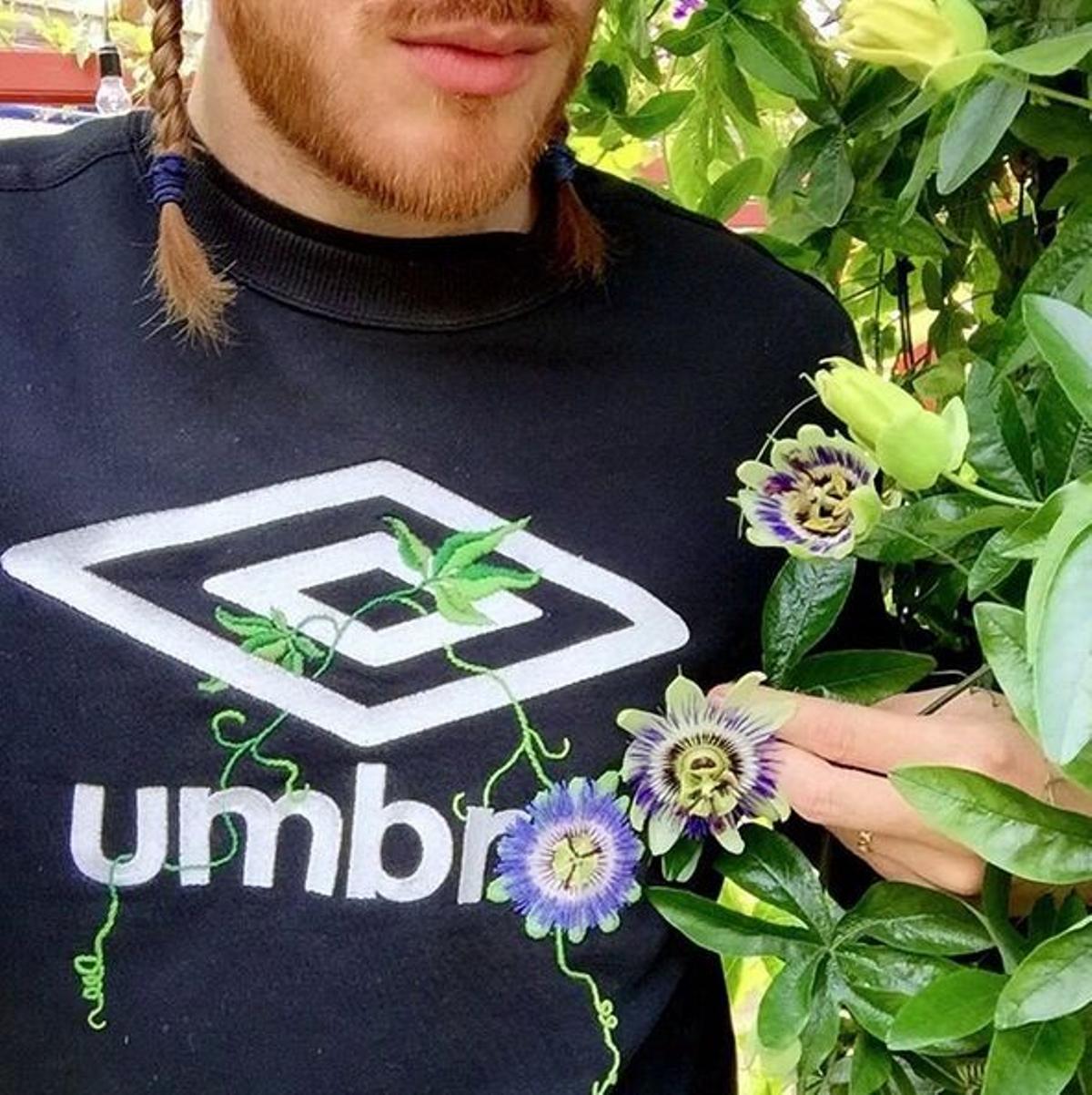 Bordados de James Merry: Sudadera de Umbro