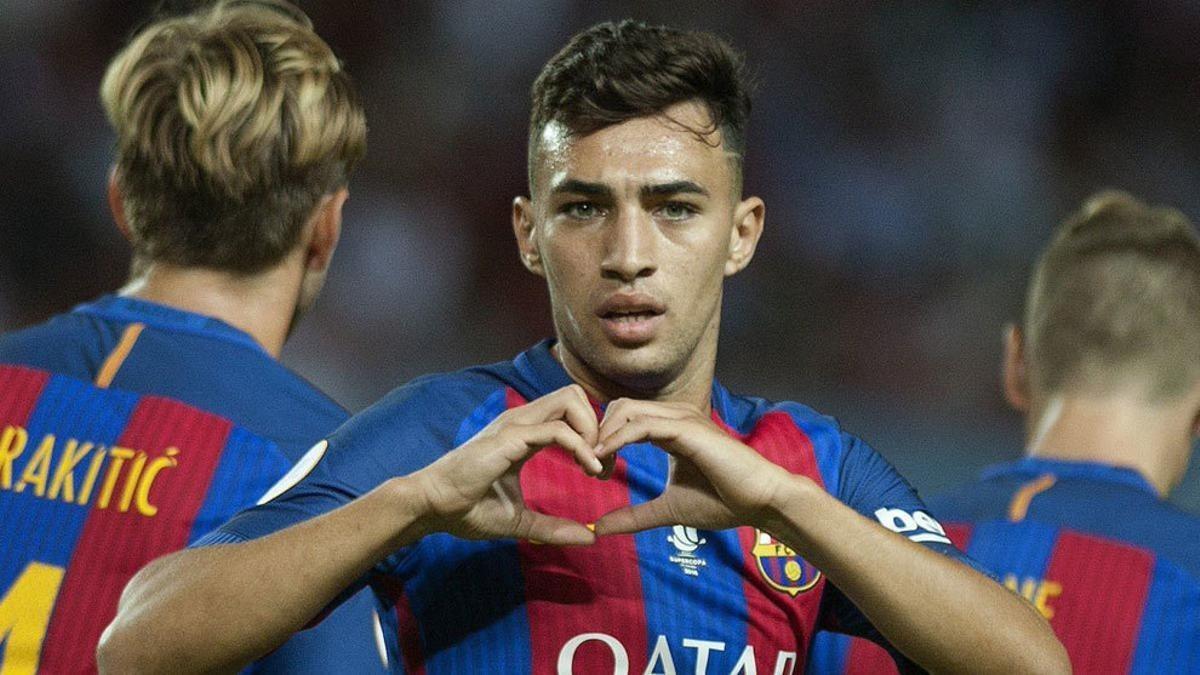 Munir el Haddadi celebra un gol con el Barça.