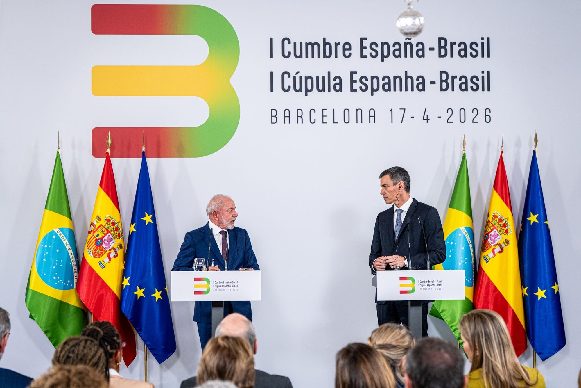 BARCELONA | Sánchez y Lula exhiben su alianza anti-Trump con la firma de 15  acuerdos: "Cuando se dan retrocesos en democracia, aparece el fascismo"