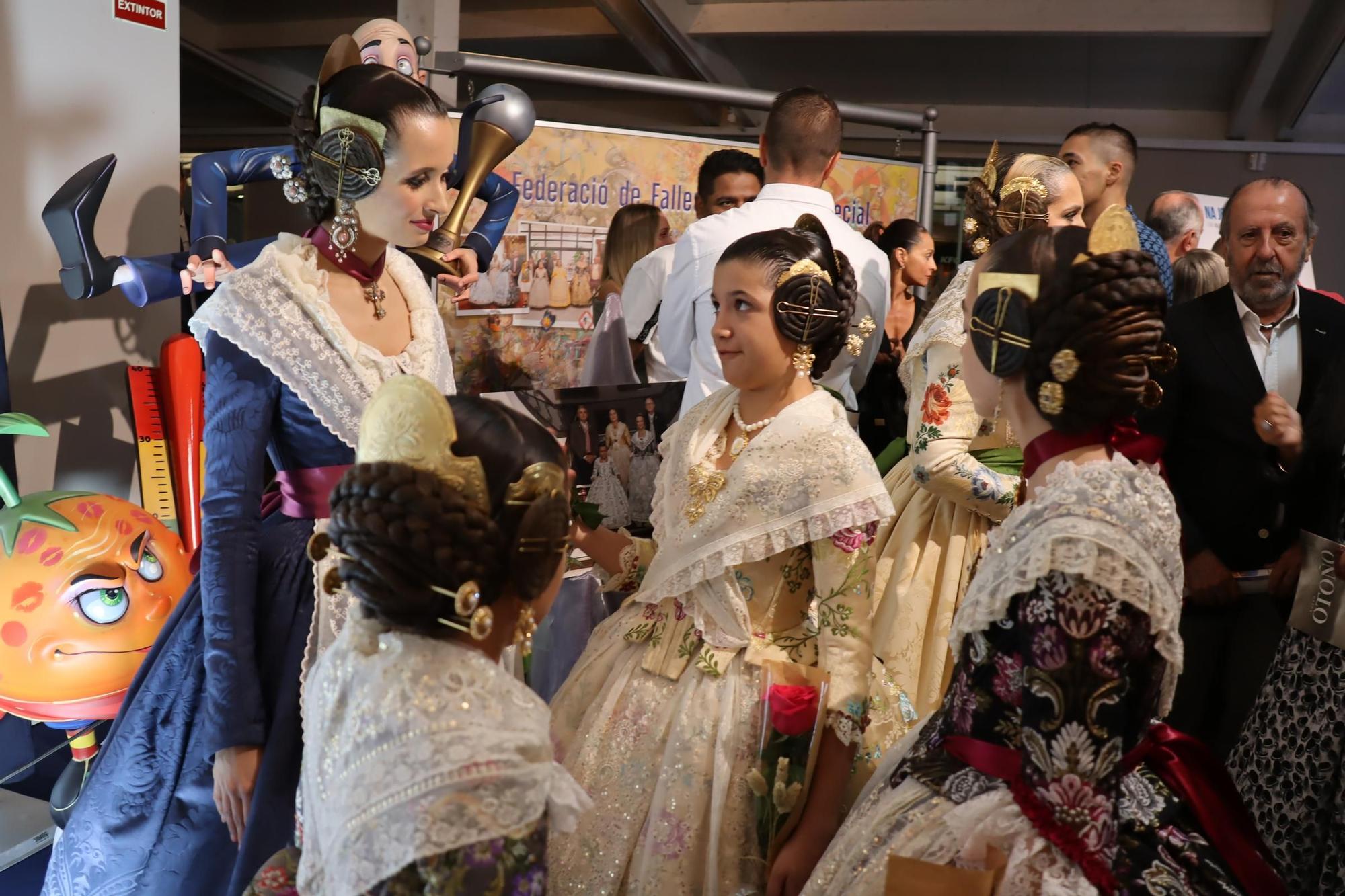 La primera gran prueba de María Estela, Marina y las cortes en la Festa per a Tots