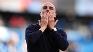 El Manchester City tiene la posibilidad de arrebatarle el liderato al Arsenal